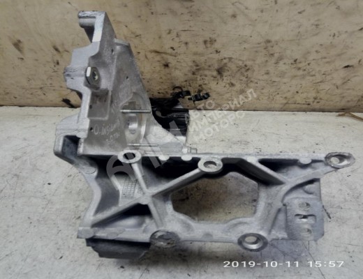 Крепление ТНВД Opel Insignia I 2008-2017  Opel Insignia Insignia I 2008-2017