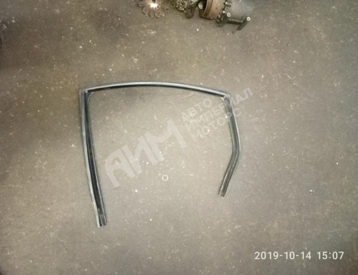 Уплотнитель двери задней левой  Peugeot 407 2004-2010