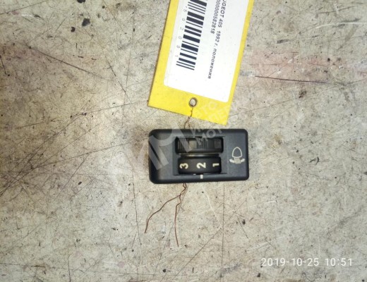 Кнопка корректора фар Peugeot 405 1987-1996  Peugeot 405 405 1987-1996