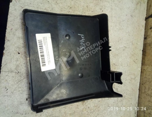 Крышка блока предохранителей Peugeot 405 1987-1996  Peugeot 405 405 1987-1996