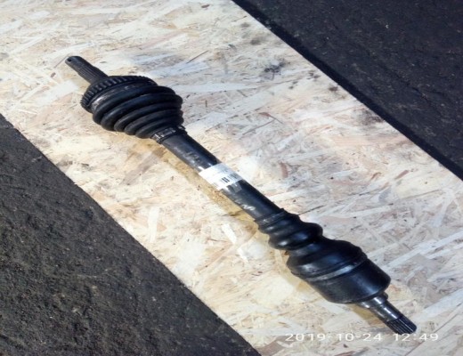 Полуось передняя левая (приводной вал, ШРУС) Peugeot 406 1995-2004  Peugeot 406 406 1995-2004