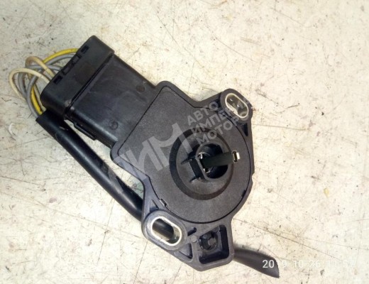 Датчик положения кузова Peugeot 607 2004-2009 рестайлинг  Peugeot 607 607 2004-2009 рестайлинг