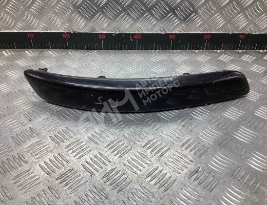 Молдинг бампера переднего Volkswagen Golf V (1K) 2004-2009  Volkswagen Golf Golf V (1K) 2004-2009