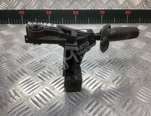 Переключатель поворотов Ford Mondeo I 1993-1996  Ford Mondeo Mondeo I 1993-1996