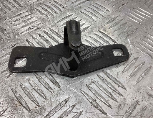 Ответная часть замка багажника Audi A4 B7 (8EC, 8ED) 2004-2008  Audi A4 A4 B7 (8EC, 8ED) 2004-2008