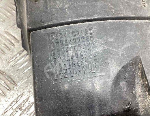 Корпус воздушного фильтра Peugeot 206 (2A/2E) 1998-2003  Peugeot 206 206 (2A/2E) 1998-2003