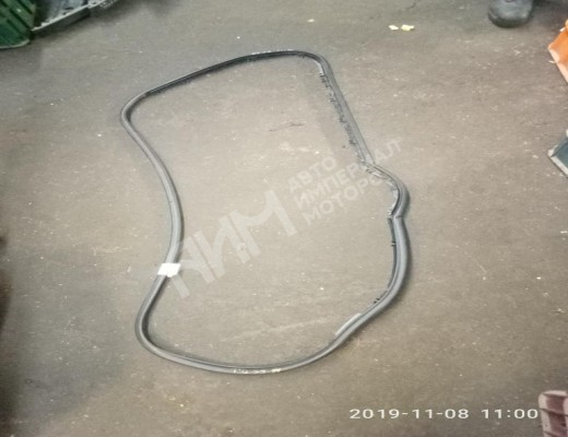 Уплотнитель двери передней левой  Audi A6 C6 (4F) 2004-2011