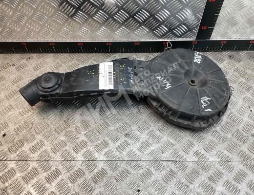 Корпус воздушного фильтра Mitsubishi Lancer 7 (CB) 1991-1995  Mitsubishi Lancer Lancer 7 (CB) 1991-1995