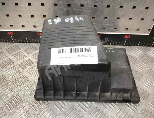 Корпус воздушного фильтра BMW 3-Series (E36) 1990-2000  BMW 3-Series 3-Series (E36) 1990-2000