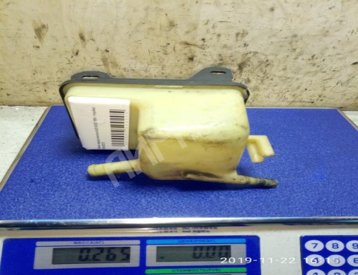 Бачок гидроусилителя Audi 80 B3 (89) 1986-1991  Audi 80 80 B3 (89) 1986-1991