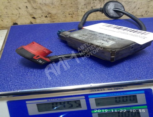 Блок розжига ксенона Volkswagen Passat B5 (3B) 1996-2000  Volkswagen Passat Passat B5 (3B) 1996-2000