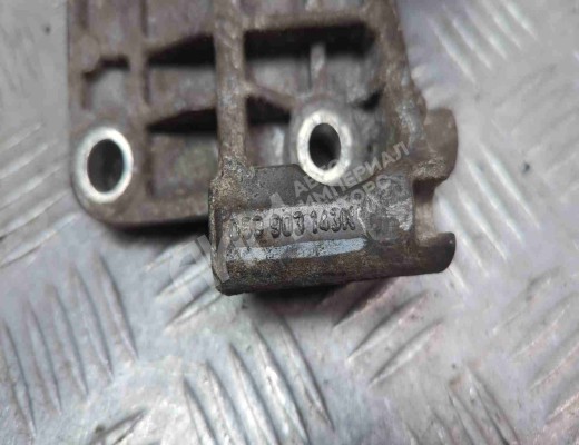 Кронштейн генератора Audi A6 C6 (4F) 2004-2008  Audi A6 A6 C6 (4F) 2004-2008