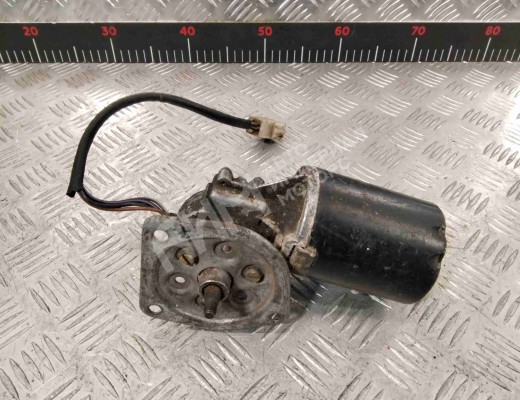 Моторчик передних стеклоочистителей (дворников) Mercedes T1 (207D-410D) 1977-1995  Mercedes T1 T1 (207D-410D) 1977-1995