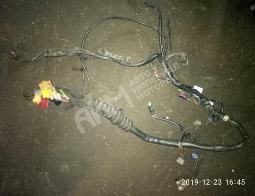 Проводка двигателя Volkswagen Passat B5 (3B) 1996-2000  Volkswagen Passat Passat B5 (3B) 1996-2000
