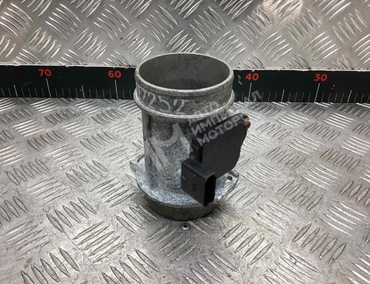 Расходомер воздуха Audi A4 B6 (8EC, 8E5) 2000-2004  Audi A4 A4 B6 (8EC, 8E5) 2000-2004
