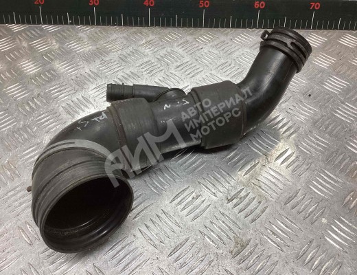 Патрубок впускного коллектора Volkswagen Transporter T5 (7H) 2003-2015  Volkswagen Transporter Transporter T5 (7H) 2003-2015