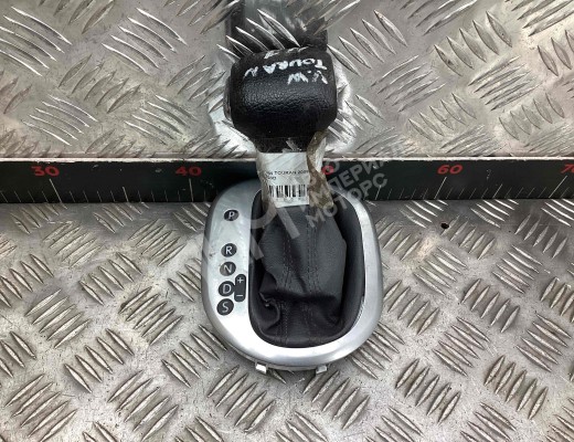 Кулиса Volkswagen Touran I (1T) 2006-2010 рестайлинг  Volkswagen Touran Touran I (1T) 2006-2010 рестайлинг