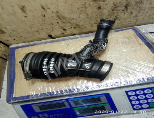 Патрубок впускного коллектора Opel Omega B 1999-2003 рестайлинг  Opel Omega Omega B 1999-2003 рестайлинг