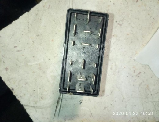 Реле (прочие) Audi A6 C5 (4B) 2001-2004 рестайлинг  Audi A6 A6 C5 (4B) 2001-2004 рестайлинг