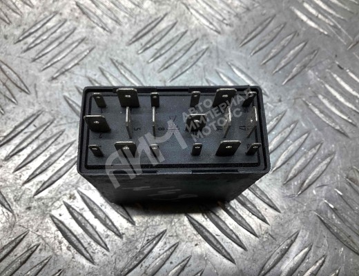 Реле (прочие) Audi A6 C5 (4B) 2001-2004 рестайлинг  Audi A6 A6 C5 (4B) 2001-2004 рестайлинг