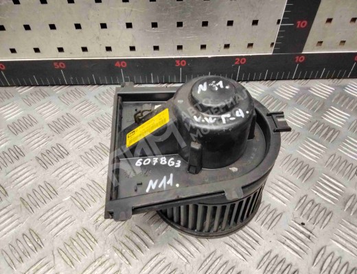 Моторчик печки Volkswagen Golf IV (1J) 1997-2004  Volkswagen Golf Golf IV (1J) 1997-2004