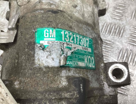 Компрессор кондиционера Opel Vectra C 2002-2005  Opel Vectra Vectra C 2002-2005