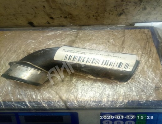 Патрубок интеркулера Volkswagen Touran I (1T) 2003-2006  Volkswagen Touran Touran I (1T) 2003-2006