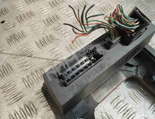 Блок управления стеклоподъемниками Mercedes ML (W163) 1997-2001  Mercedes ML ML (W163) 1997-2001