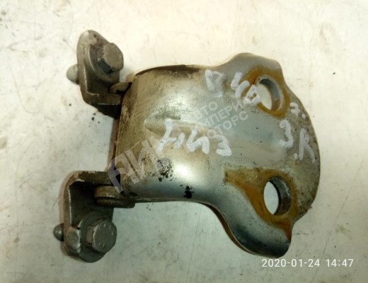Петля двери задней правой Volvo S40 I (VS) 1995-2000  Volvo S40 S40 I (VS) 1995-2000
