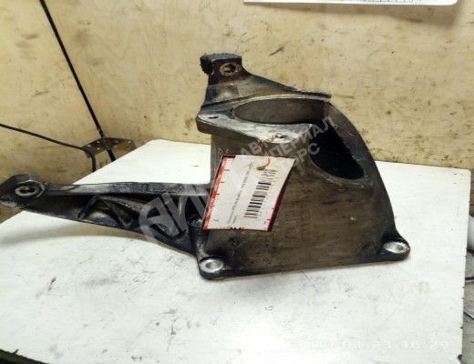 Кронштейн КПП Volkswagen Sharan I (7M) 1995-2000  Volkswagen Sharan Sharan I (7M) 1995-2000