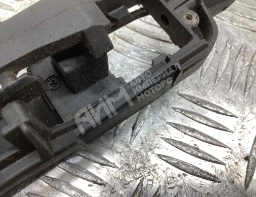 Ручка наружная задняя левая Mercedes ML (W163) 2001-2005 рестайлинг  Mercedes ML ML (W163) 2001-2005 рестайлинг