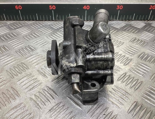 Насос гидроусилителя руля Mercedes C (W203) 2000-2004  Mercedes C C (W203) 2000-2004