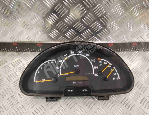 Щиток приборов (приборная панель) Mercedes Sprinter I (W901-905) 1995-2006  Mercedes Sprinter Sprinter I (W901-905) 1995-2006