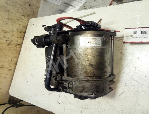Компрессор пневмоподвески Mercedes E (W211) 2002-2006  Mercedes E E (W211) 2002-2006