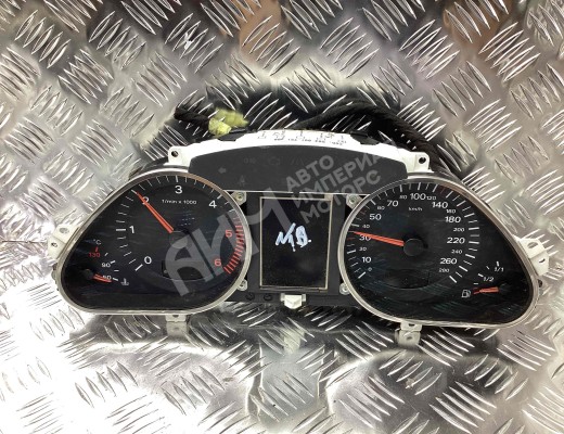 Щиток приборов (приборная панель) Audi A6 C6 (4F) 2004-2008  Audi A6 A6 C6 (4F) 2004-2008