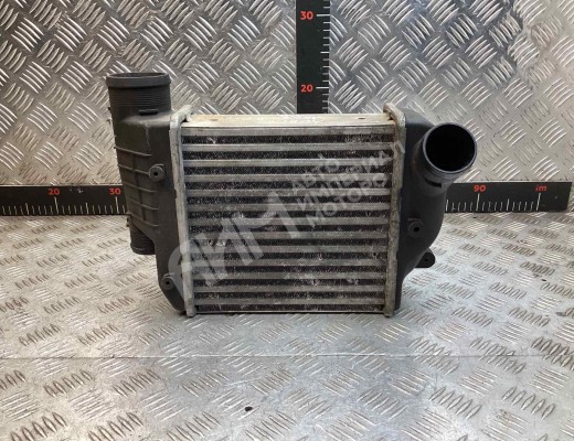 Интеркулер Audi A6 C6 (4F) 2004-2008  Audi A6 A6 C6 (4F) 2004-2008