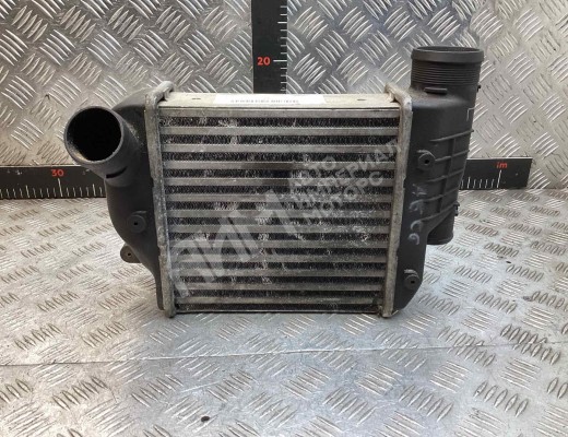 Интеркулер Audi A6 C6 (4F) 2004-2008  Audi A6 A6 C6 (4F) 2004-2008