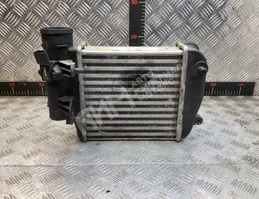 Интеркулер Audi A6 C6 (4F) 2004-2008  Audi A6 A6 C6 (4F) 2004-2008