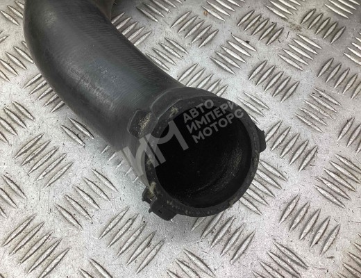 Патрубок интеркулера Audi A4 B6 (8EC, 8E5) 2000-2004  Audi A4 A4 B6 (8EC, 8E5) 2000-2004