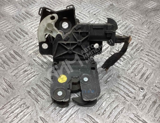 Замок багажника Audi A4 B7 (8EC, 8ED) 2004-2008  Audi A4 A4 B7 (8EC, 8ED) 2004-2008