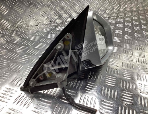 Зеркало наружное правое Audi A4 B7 (8EC, 8ED) 2004-2008  Audi A4 A4 B7 (8EC, 8ED) 2004-2008