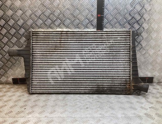 Интеркулер Audi A6 C5 (4B) 2001-2004 рестайлинг  Audi A6 A6 C5 (4B) 2001-2004 рестайлинг