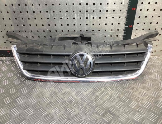 Решетка радиатора Volkswagen Touran I (1T) 2003-2006  Volkswagen Touran Touran I (1T) 2003-2006