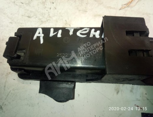 Усилитель антенны  Audi A4 B6 (8EC, 8E5) 2000-2006
