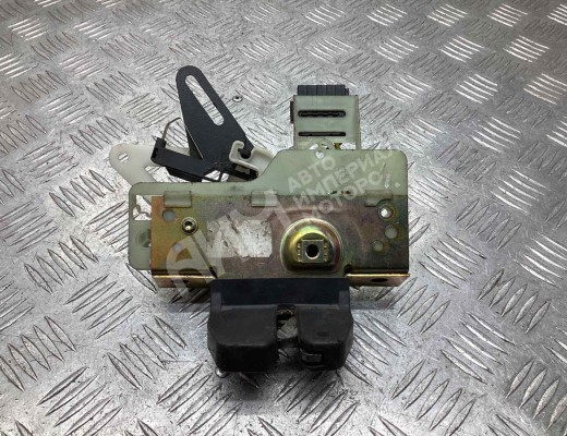 Замок багажника Volvo V70 II (SW) 2000-2008  Volvo V70 V70 II (SW) 2000-2008