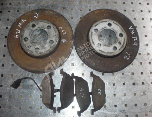 Диск тормозной передний Volkswagen Golf IV (1J) 1997-2004  Volkswagen Golf Golf IV (1J) 1997-2004