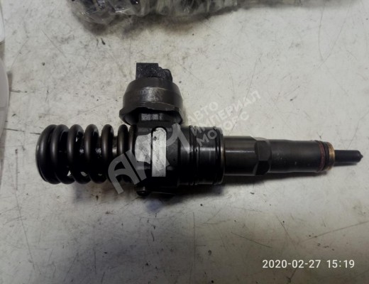 Форсунка Skoda Octavia A4 Tour (1U) 2000-2010 рестайлинг  Skoda Octavia Octavia A4 Tour (1U) 2000-2010 рестайлинг