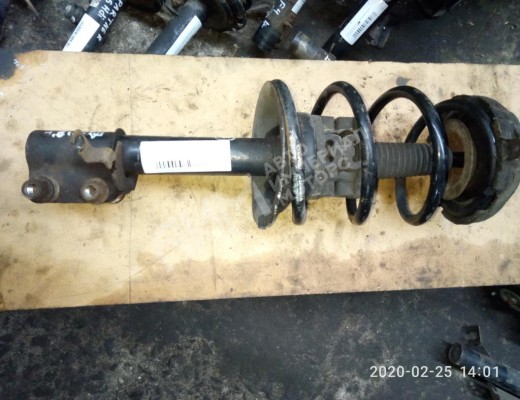Стойка передняя правая Renault Scenic I (JA) 1999-2003 рестайлинг  Renault Scenic Scenic I (JA) 1999-2003 рестайлинг