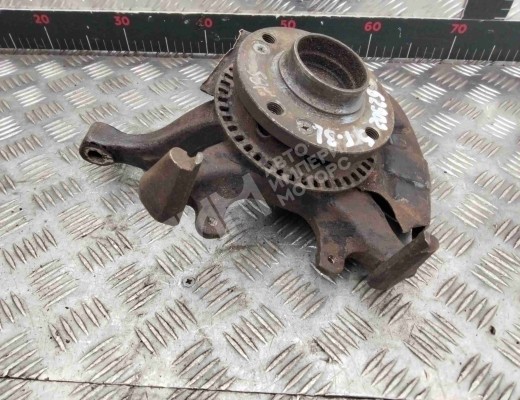 Ступица передняя левая Volkswagen Golf III (1H) 1991-1997  Volkswagen Golf Golf III (1H) 1991-1997