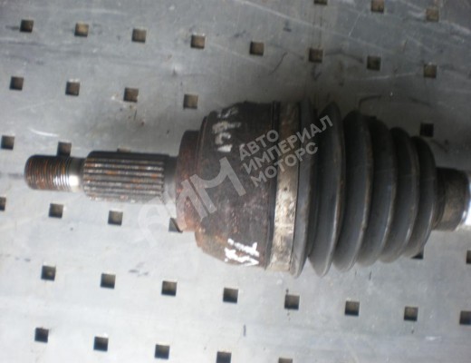 Полуось передняя правая (приводной вал, ШРУС) Renault Scenic II (JM) 2003-2006  Renault Scenic Scenic II (JM) 2003-2006